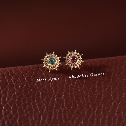 14k Solid Gold Moss Agate/Rhodolite Garnet Sun Flat Back Stud Earring, Handmade Cartilage Piercing, Nose Conch Labret Helix Tragus Piercing