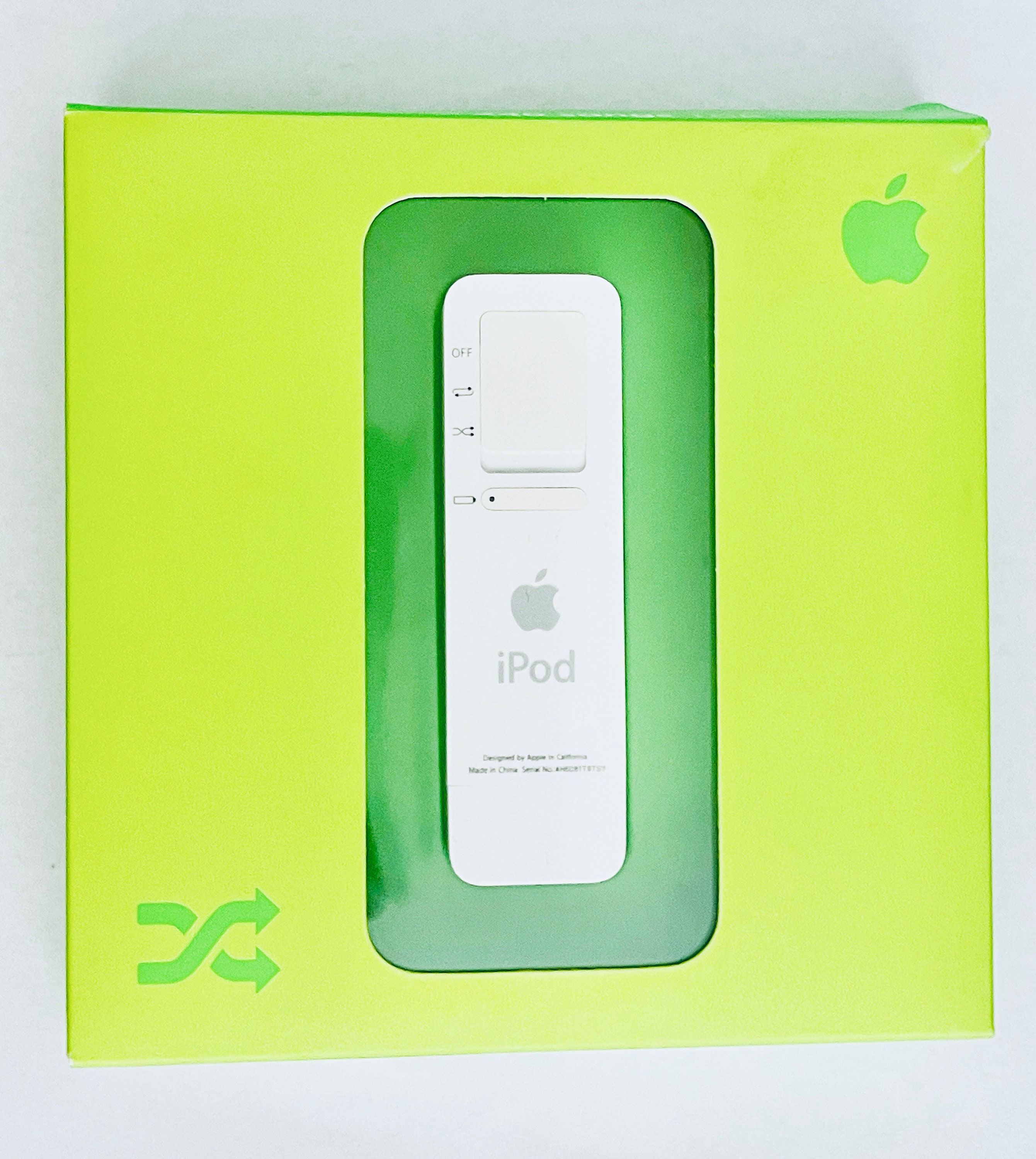 512MB 1st Gen Vintage Apple Ipod Shuffle! in Original 512MB 1st Gen Vintage Apple Ipod Shuffle! in Original