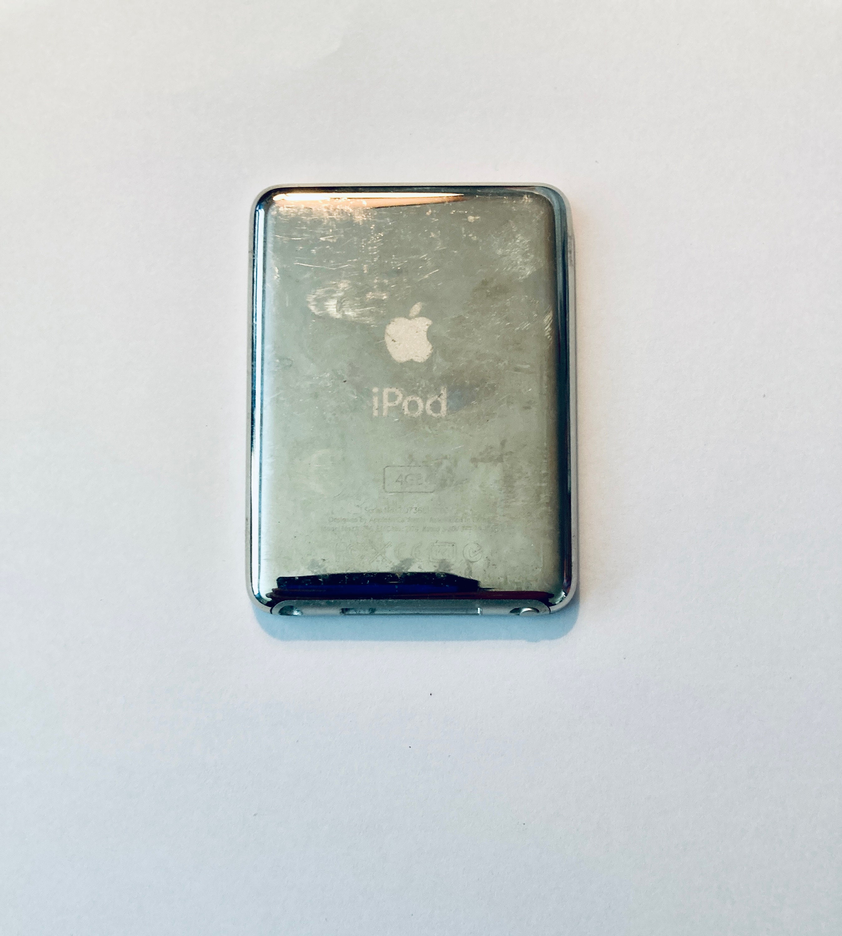 IPod Touch 7ª Gen 128GB Ricondizionato Con Cuffie Nere – Qualità Come Nuovo, Garanzia 1 Anno Amazon Renewed