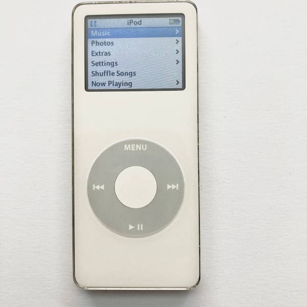 2 & 4 GB's 1st Gen Apple Ipod Nano