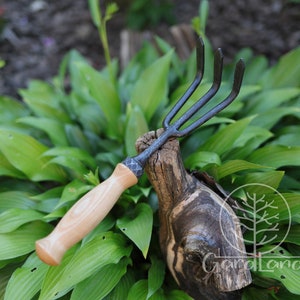 Handtuinfrees | Handgesmeed tuingereedschap | Handhark | Tuincultivator | Tuinhark | Hickory-steel | Tuingereedschap in vintage stijl