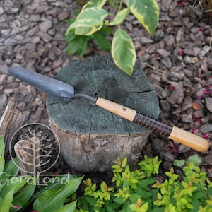 Rock&#39;n Root Trowel | Garden Tool for Roots and Planting | Hand Forged Tools | Gardening Tools | Forged Hand Trowel | Garden Tools