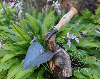 Heart Shaped Garden Trowel | Potting Trowel | Handforged Garden Planting Trowel | | Garden Trowel | Grip trowel | Garden Crafts