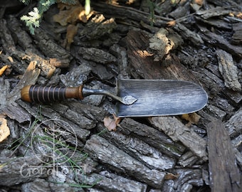 Forged garden hand trowel | Steel garden trowel | Handmade Garden Shovel | Garden tools | Carbon steel |For garden cleaning