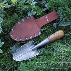 Handcrafted T-Handle Garden Shovel | Gardening & Planting | Gift for Her  Garden Tools | Garden Tools and Equipment | Garden Spade Shovel