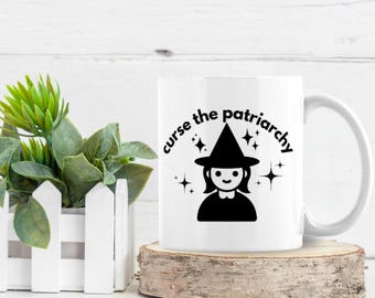 家父長制を呪うかわいい魔女マグカップ、レトロスタイルの反家父長制コーヒーマグは素晴らしいフェミニストギフト、平等な権利コーヒーカップ、リベラルギフト