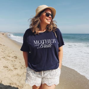 Mutter der Braut Shirt Komfort Farben, Luxe Hochzeit Shirt für Mama, MOB Geschenk von Braut oder Bräutigam, Hochzeitstag Tee, Geschenk für die Hochzeitsmutter