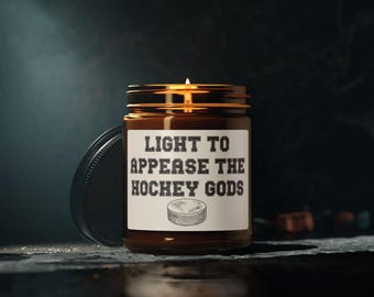 Hockeykerze; Licht, um die Hockey-Götter zu besänftigen; Lustiges Sportgeschenk; MINI Spieltag Kerze 120 ml; Geschenk für Hockey Fan, Spieler oder Trainer