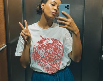 Strawberry Comfort Colors Shirt, Y2K style strawberry shirt, retro aesthetic tee, bold fruit graphic tee, trendy strawberry festival shirt