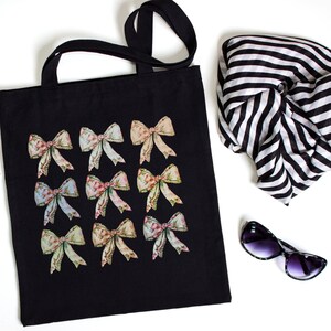 Floral Patterned Bows Tote Bag Makes the Perfect Coquette Aesthetic Gift; Soft Pink Coquette Tote with a Vintage Preppy Design; Sturdy Tote