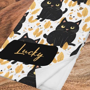 Herbst Blätter schwarze Katze Decke Personalisiert Name seidig-weich Plüsch 50×60 oder 60×80 Herbst Dekor & Halloween Geschenk