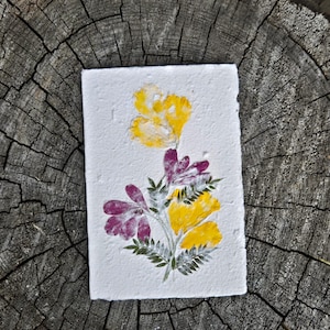 Hand-Pressed Flower Greeting Card – Real Dried Flowers – Handmade Card for Birthday, Wedding, Anniversary – Blank Nature Card