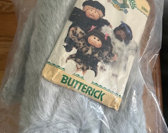 Butterick 6984 Cabbage Patch kinderkledingpatroon met bont