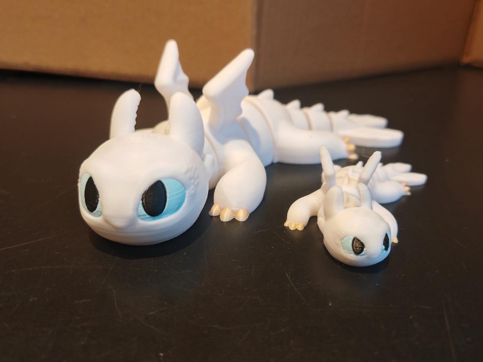 Juguete sensorial articulado Light Fury para bebés / Juguete para inquietarse / Cómo entrenar a tu mascota dragón