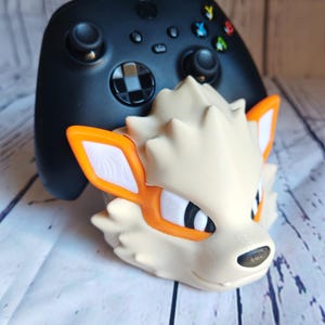 Arcanine-inspirerad handkontrollhållare | Legendarisk Fire Pokémon-spelställ bild 3