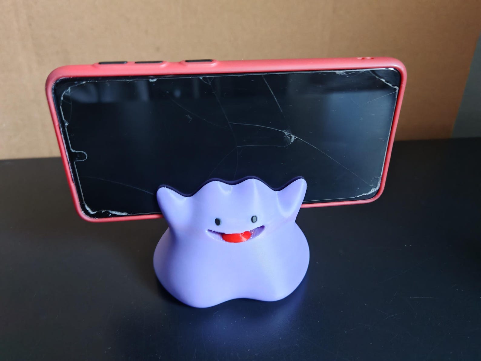 Pokémon Ditto Phone Stand – Desk Accessory