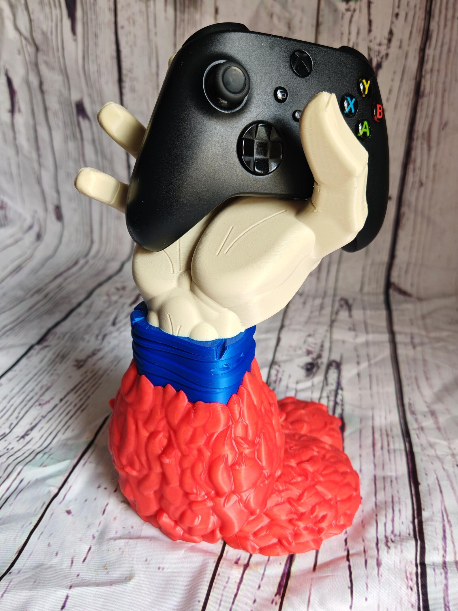 Super Saiyan 4 Goku Controller Holder