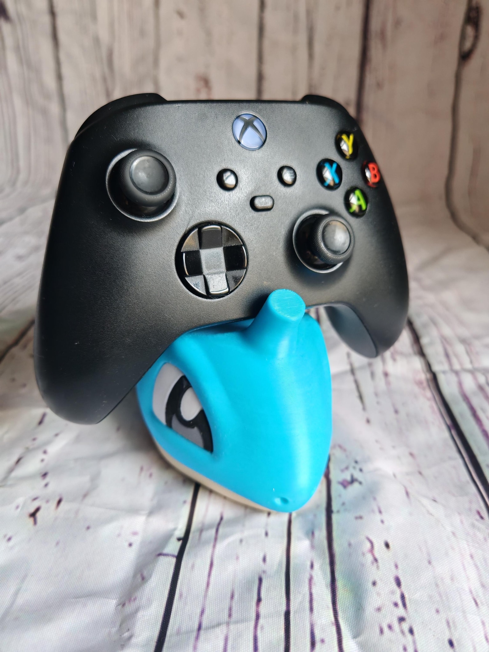 Lapras Controller Holder - Ride the Waves of Your Gaming Setup!