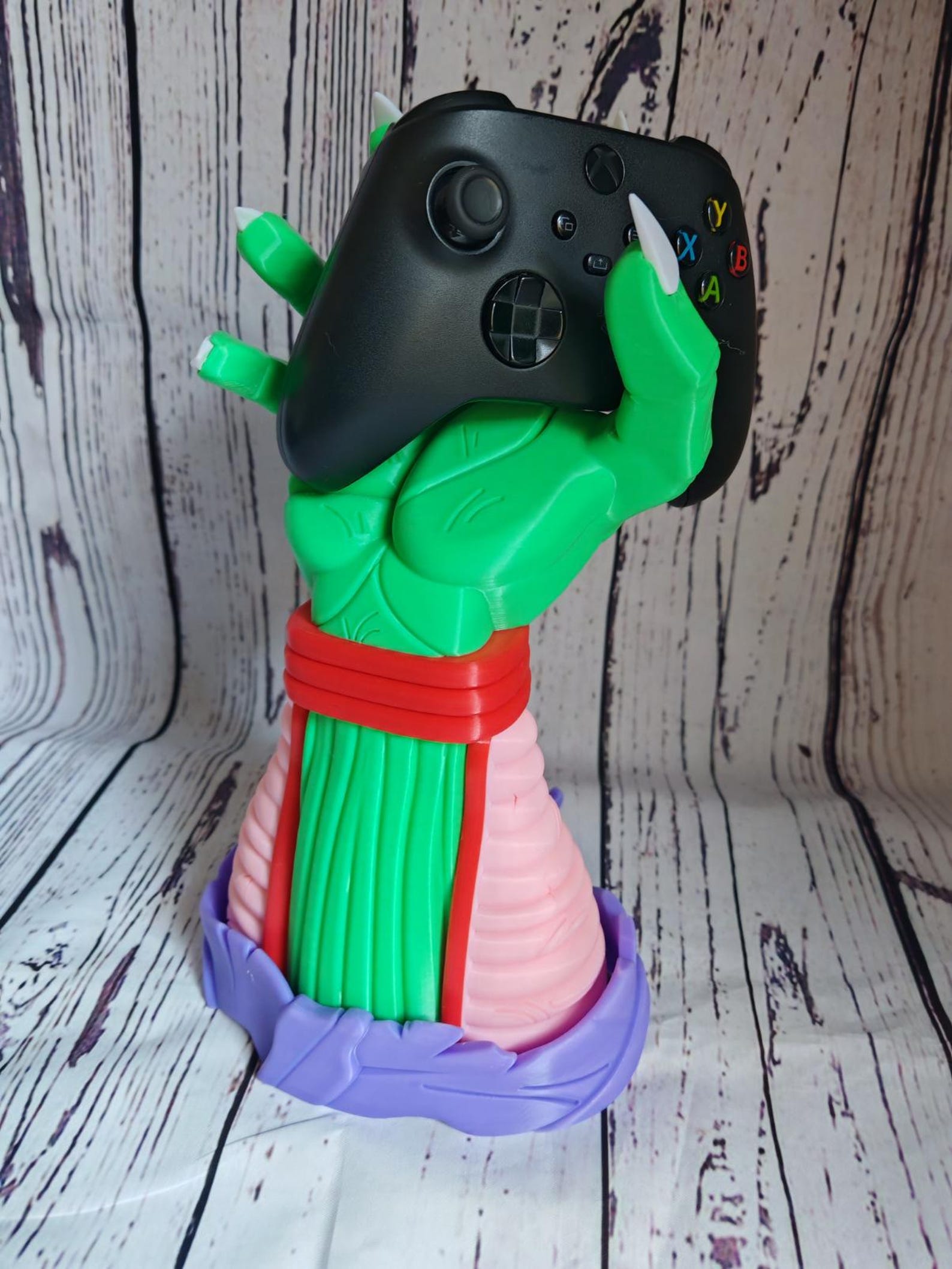 Piccolo Controller Holder – Universal Stand for Gamers!