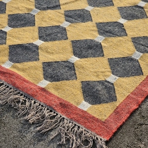 Handwoven Wool Jute Kilim Rug: Bohemian Flatweave Area Rug