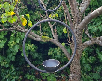 Metal Hanging Ring Bird Feeder: Rustic Garden Ornament