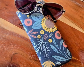 Eyeglass Case Sleeve: Wild Sunflowers Padded Sunglass Pouch