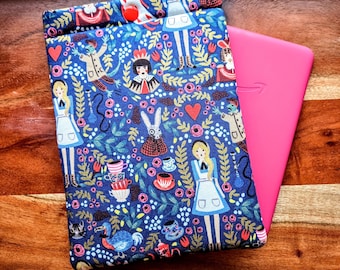 Alice in Wonderland Kindle Sleeve, Padded E-reader Case