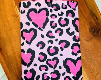 Pink Leopard Hearts Kindle Sleeve Pouch: Valentine's Day E-reader case, Fabric and Device Options