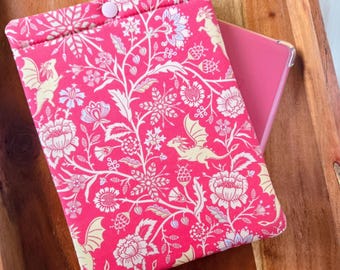 Pink Dragon Kindle Sleeve Pouch: Padded Girly Kindle E-reader Case with Snap
