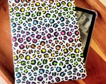 Rainbow Leopard Spots Kindle Sleeve, Colorful Padded E-reader Case