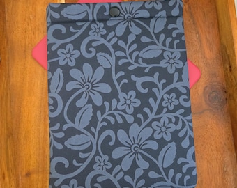 Black Fancy Floral Kindle Sleeve Pouch: Padded Kindle E-reader case, Fabric/Device Options