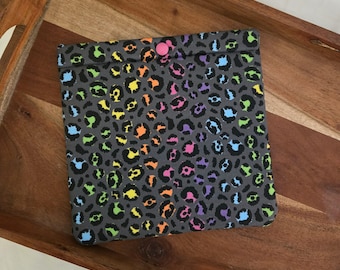 Padded Kobo Sleeve, E-reader Case Pouch with Snap, Dark Rainbow Leopard Spots Print