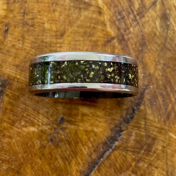 Men’s Wedding Ring featuring rifle gunpowder