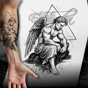 Diseño Tatuaje Ángel Caído Triste | Plantilla Blackwork Media Manga | Flash Ángel Realista Oscuro | Idea Tatuaje Melancólico para Hombres