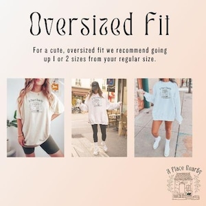 Może przedstawiać: Kremowy t-shirt i biała bluza z napisem "A Place Nearby" i grafiką. Obraz zawiera r&oacute;wnież tekst "Oversized Fit" i "Aby uzyskać uroczy, obszerny kr&oacute;j, zalecamy zwiększenie rozmiaru o 1 lub 2 rozmiary w stosunku do normalnego rozmiaru."