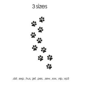 Può includere: Un set di impronte di zampe nere in tre diverse dimensioni. Le impronte di zampe sono disposte in diagonale dall'alto a sinistra in basso a destra. Il testo "3 dimensioni" è nella parte superiore dell'immagine. Il testo ".dst, .exp, .hus, .jef, .pes, sew, .xxx, .vip, .vp3" è nella parte inferiore dell'immagine.