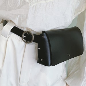 Genuine Leather Fanny Pack, Adjustable Cross body Bag, Leather Bum Bags, Gifts for her, Minimalist Fanny Pack