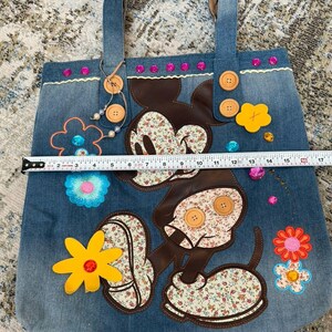 Bolso de mano vintage de mezclilla con bordado de Mickey Mouse de Disney World Parks, 17 x 17 EUC HTF imagen 4