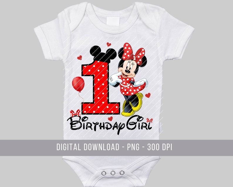 Op de afbeelding: Witte babybody met een Minnie Mouse-ontwerp voor een eerste verjaardag. Het ontwerp bevat een groot rood cijfer 1 met witte stippen, Minnie Mouse, een rode ballon en de tekst "Birthday Girl".