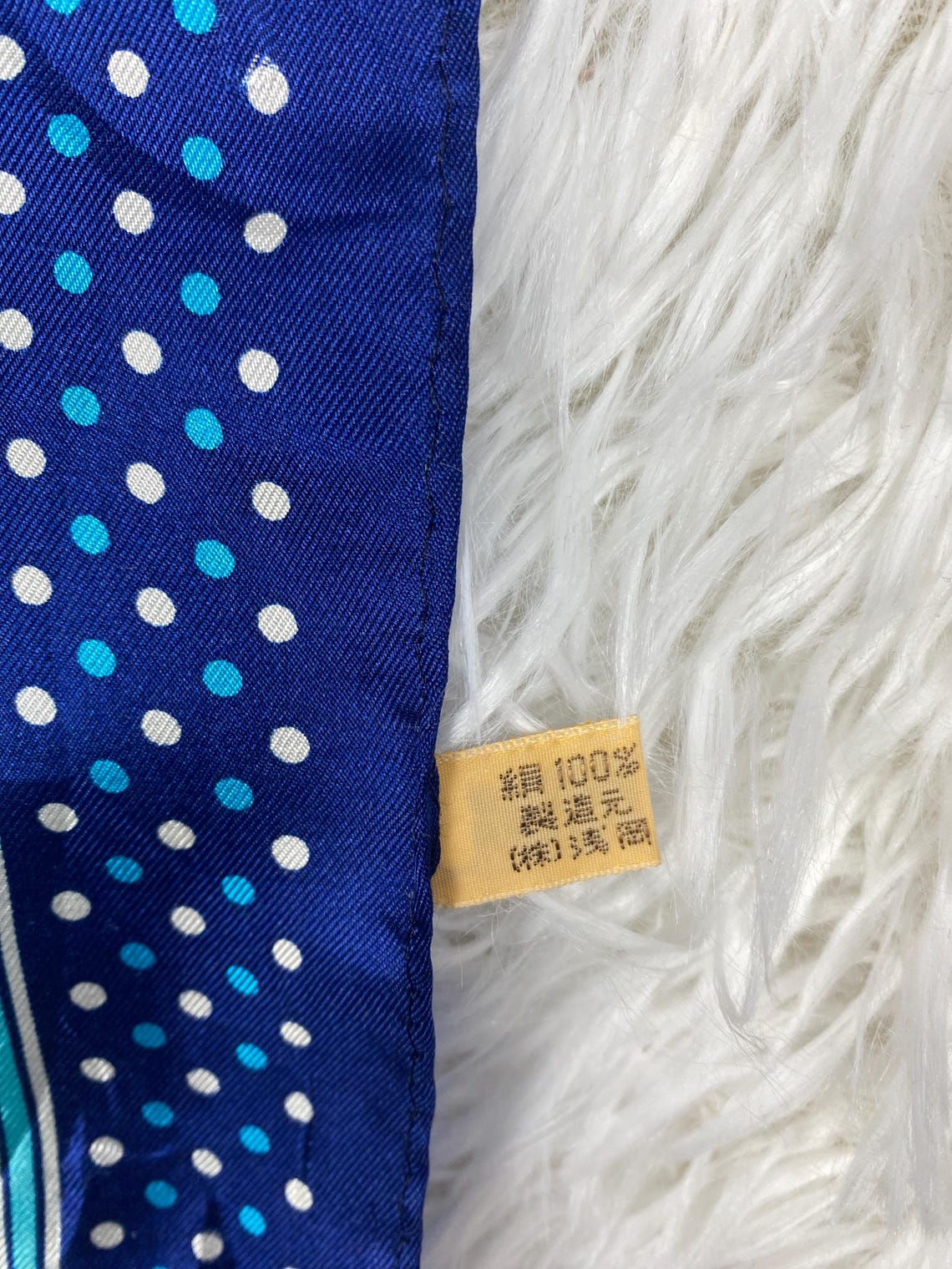 Vintage Navy Silk Scarf Polka Dot Geometric Border Square Neck Made in Japan Classic Hair Bandana Gift Her, foto 4 di 5