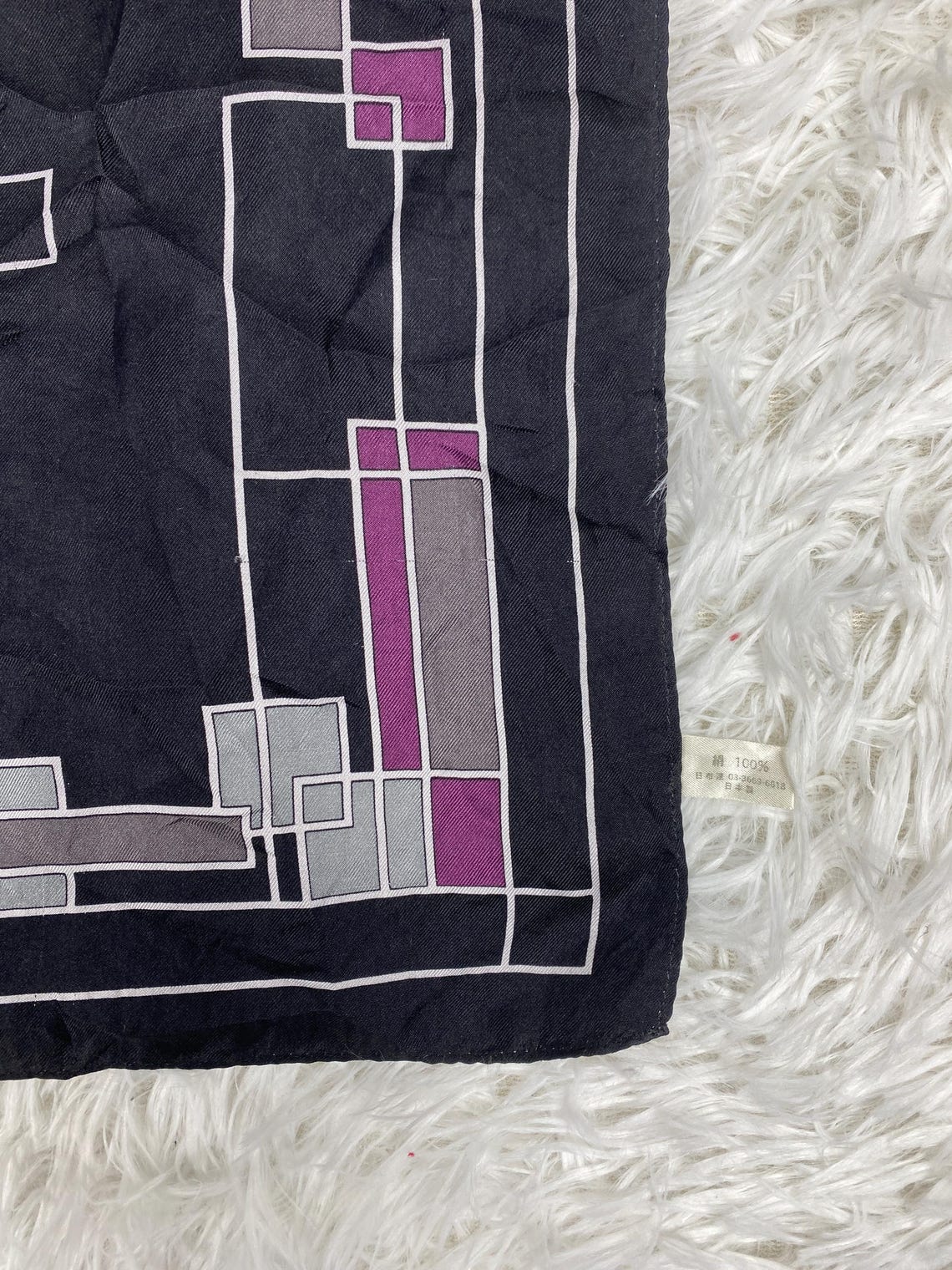 Vintage Japanese Silk Scarf: Abstract Geometric Art Deco Design (21x21 Inch), foto 4 di 5