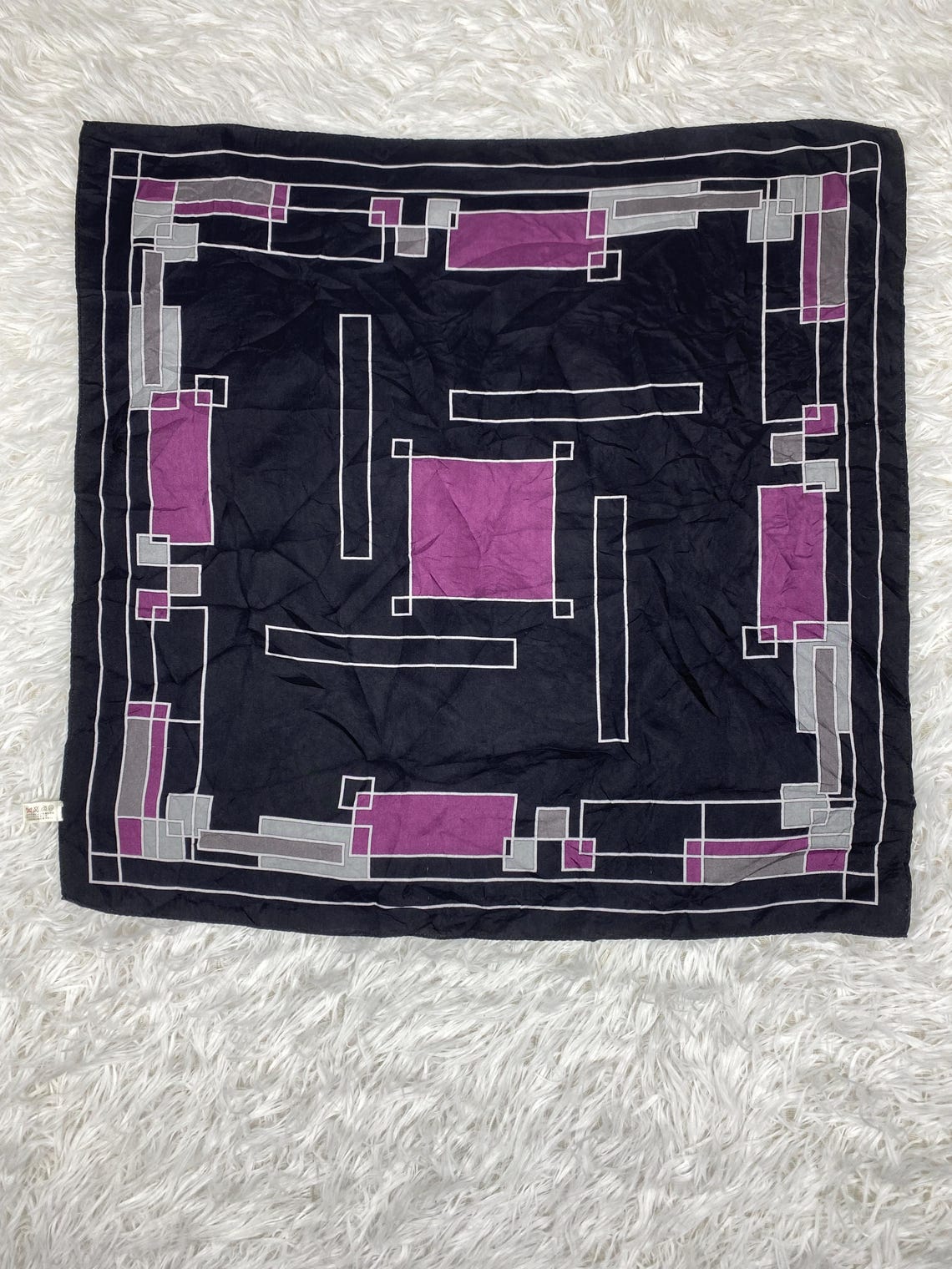 Vintage Japanese Silk Scarf: Abstract Geometric Art Deco Design (21x21 Inch), foto 3 di 5