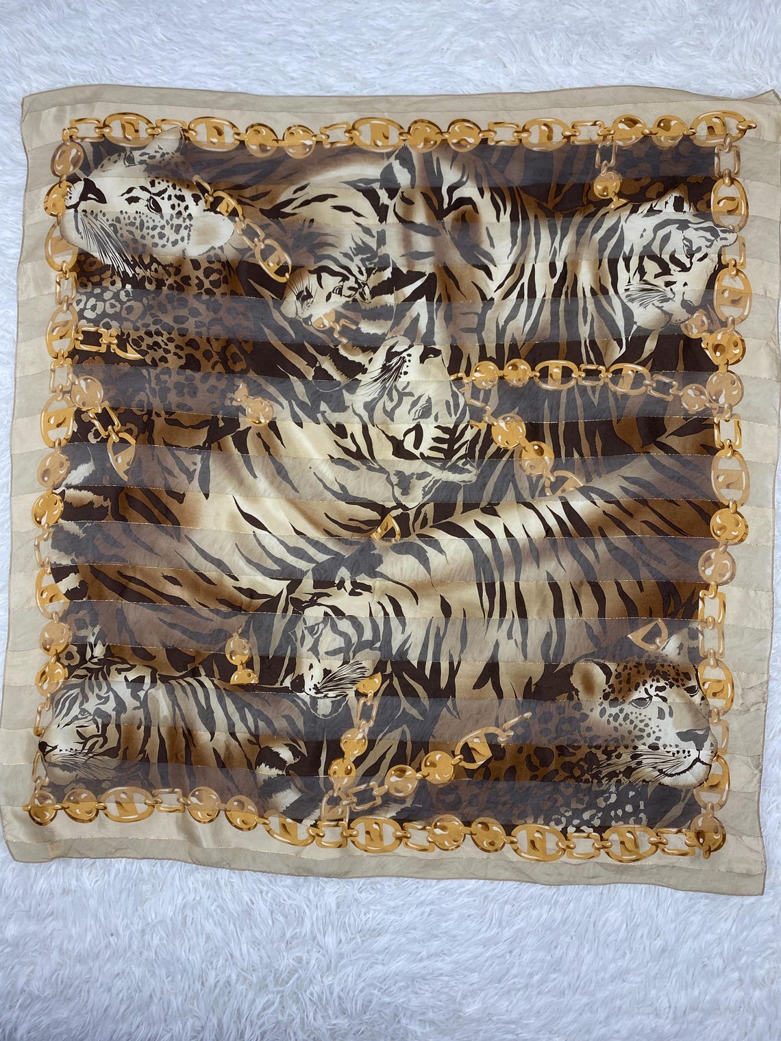 Vintage Japanese Silk Scarf, Tiger Leopard Print, Gold Chain Border, Lurex Thread, foto 2 di 5