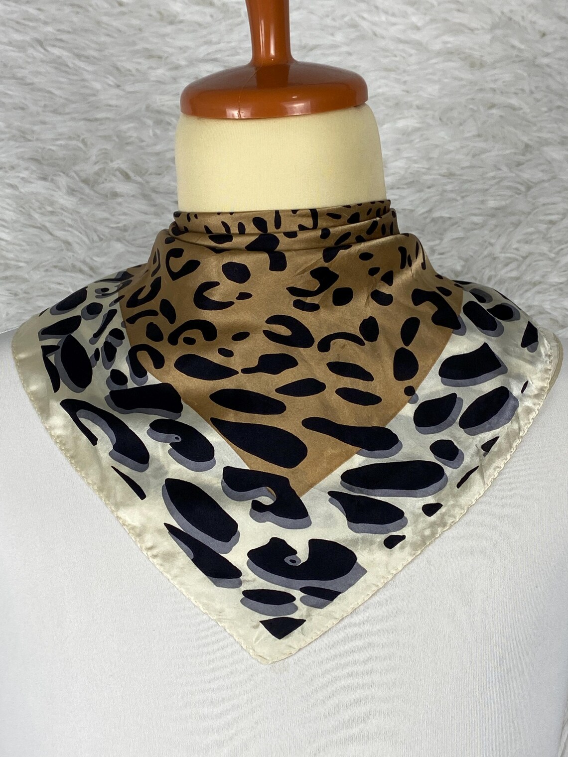 Vintage Silk Leopard Print Scarf | Brown Cream Animal Hair Wrap, foto 1 di 5