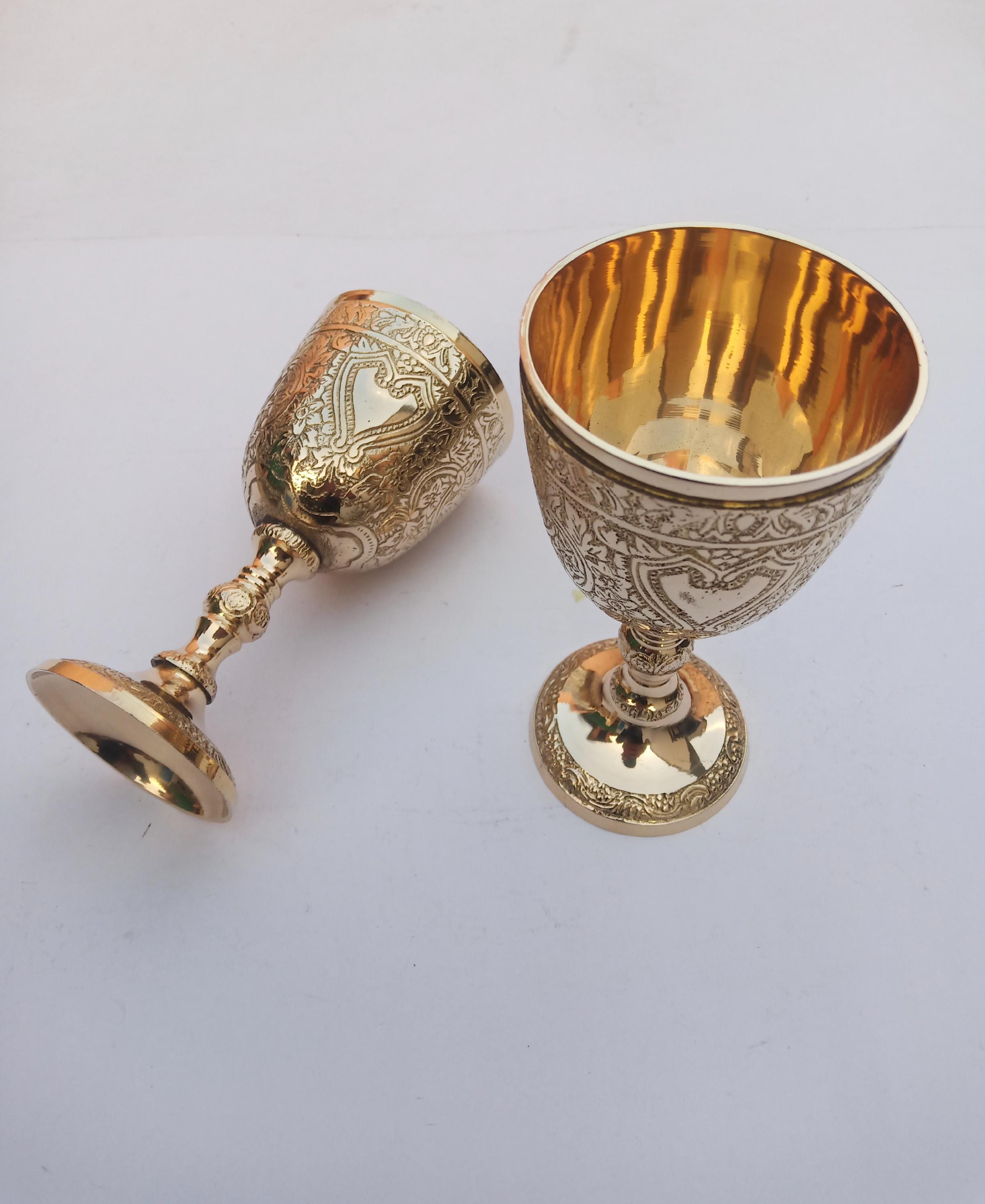 Personalized Brass Chalice Goblet – Gold Communion Cup – Medieval Arthurian Theme – Engraved King’s Goblet, Mother’s day gift, Gift for dad