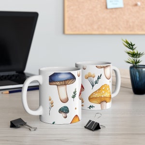 Cute Mushroom Mug, Mushroom Pattern Coffee Mug, Fun Fungi Lover&#39;s Gift, Whimsical Forest Mug, Magic Mushroom Themed Cup, Unique Gift
