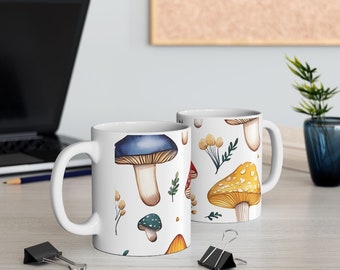 Uroczy kubek z grzybem, kubek do kawy z wzorem grzyba, zabawny prezent dla miłośników grzybów, zabawny kubek leśny, kubek z motywem magicznego grzyba, wyjątkowy prezent