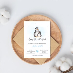 Convite digital para chá de bebê de pinguim para download | floco de neve inverno natal deixe nevar bebê está frio lá fora borrife convite menino para impressão