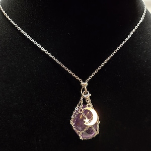 Handcrafted Interchangeable Crystal Necklace // Chain Pouch Pendant With Charm Clip
