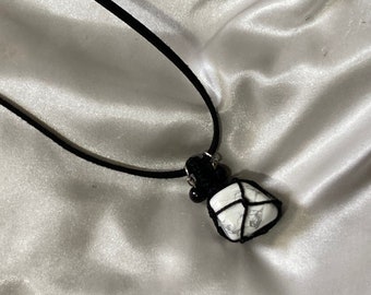 White Howlite Wrapped Necklace|Crystal Necklace Great for Gifts|